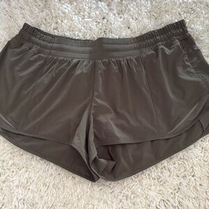 Olive green Lululemon Hotty Hot 2.5” Shorts!